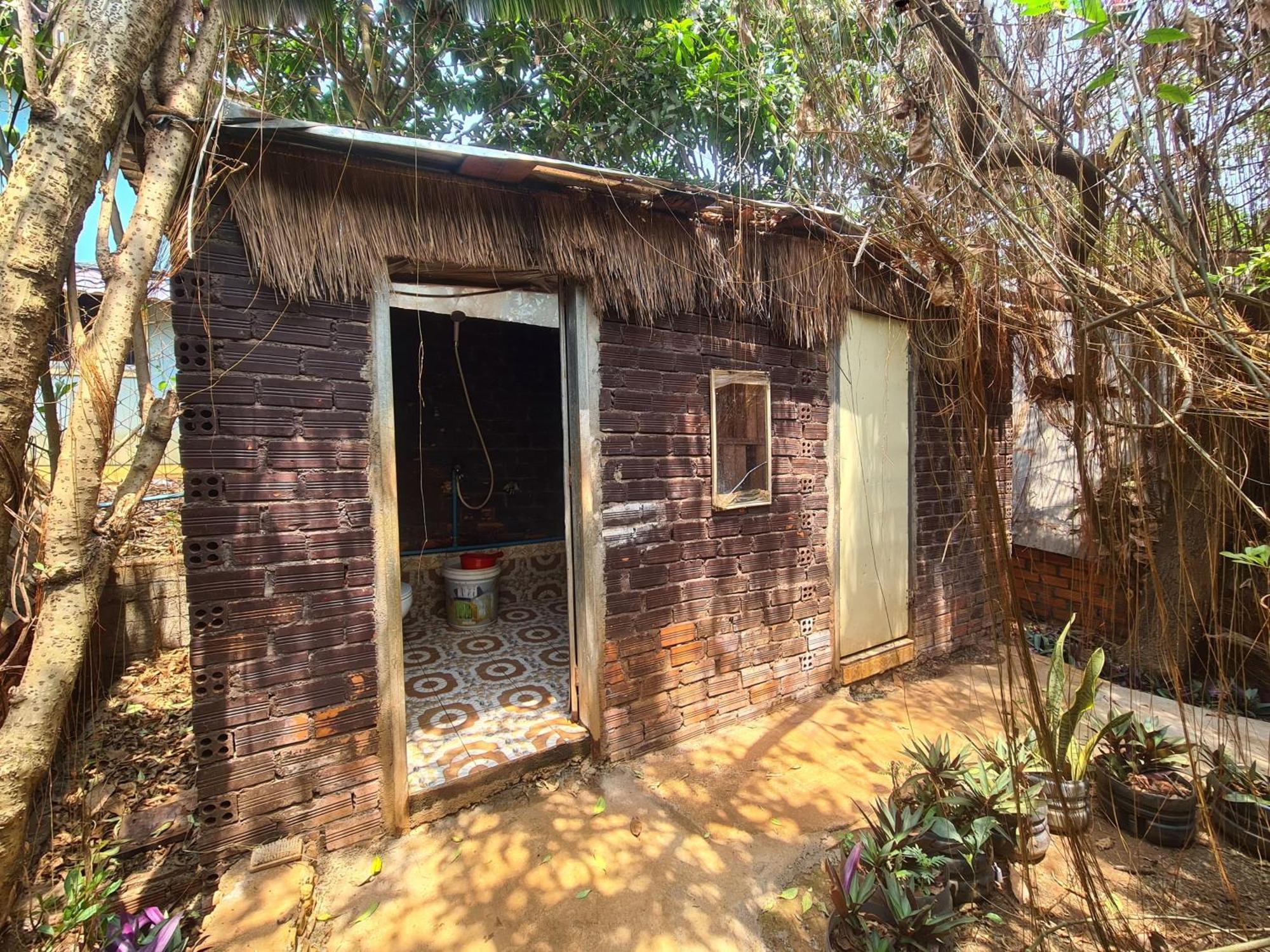Ratanakiri Homestay & Jungle Trek 반룽 외부 사진