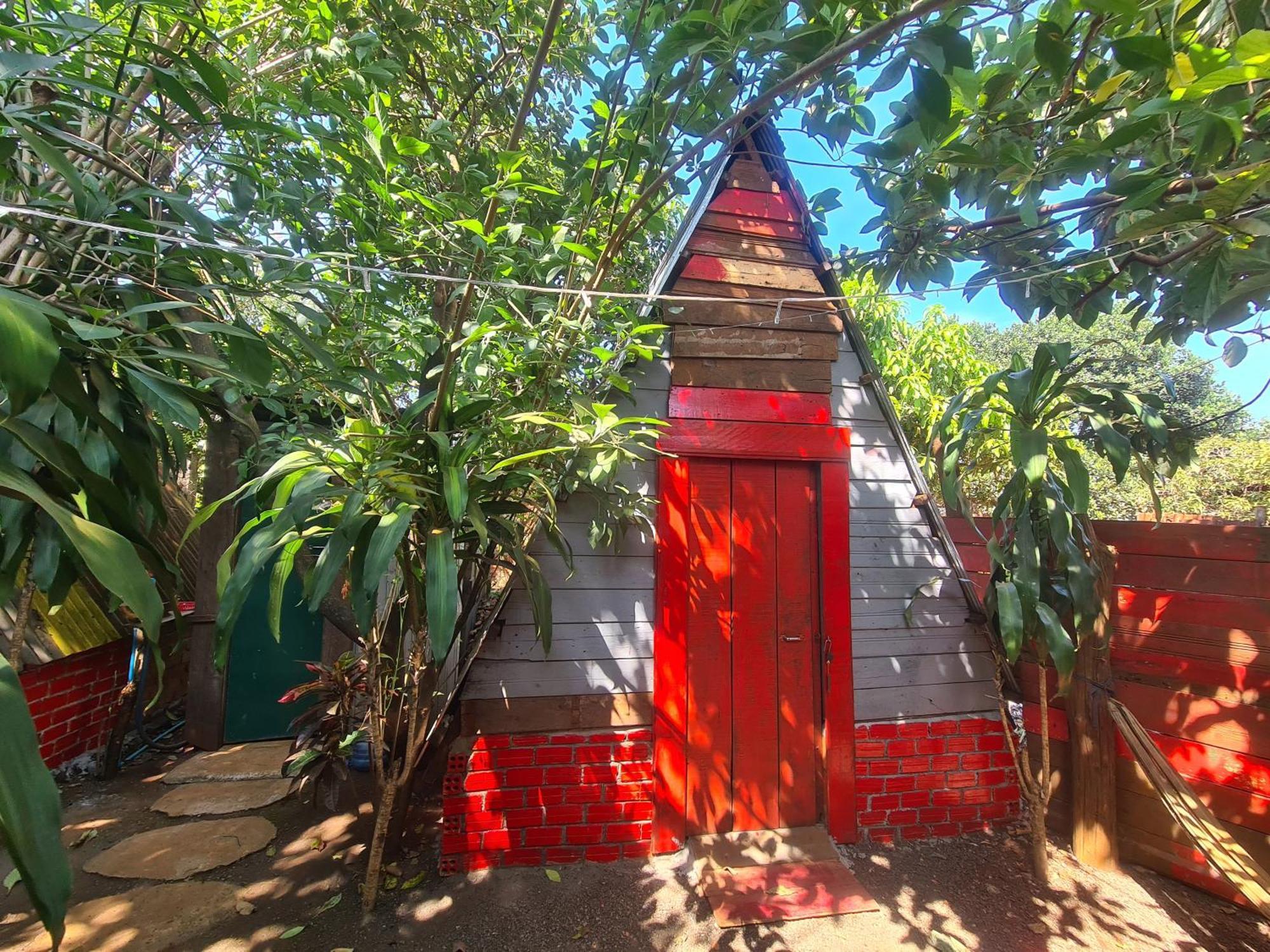 Ratanakiri Homestay & Jungle Trek 반룽 외부 사진